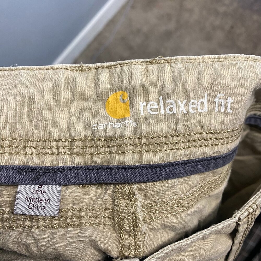 Carhartt Relaxed Fit Khaki Cargo Capris - Picture 3 of 4